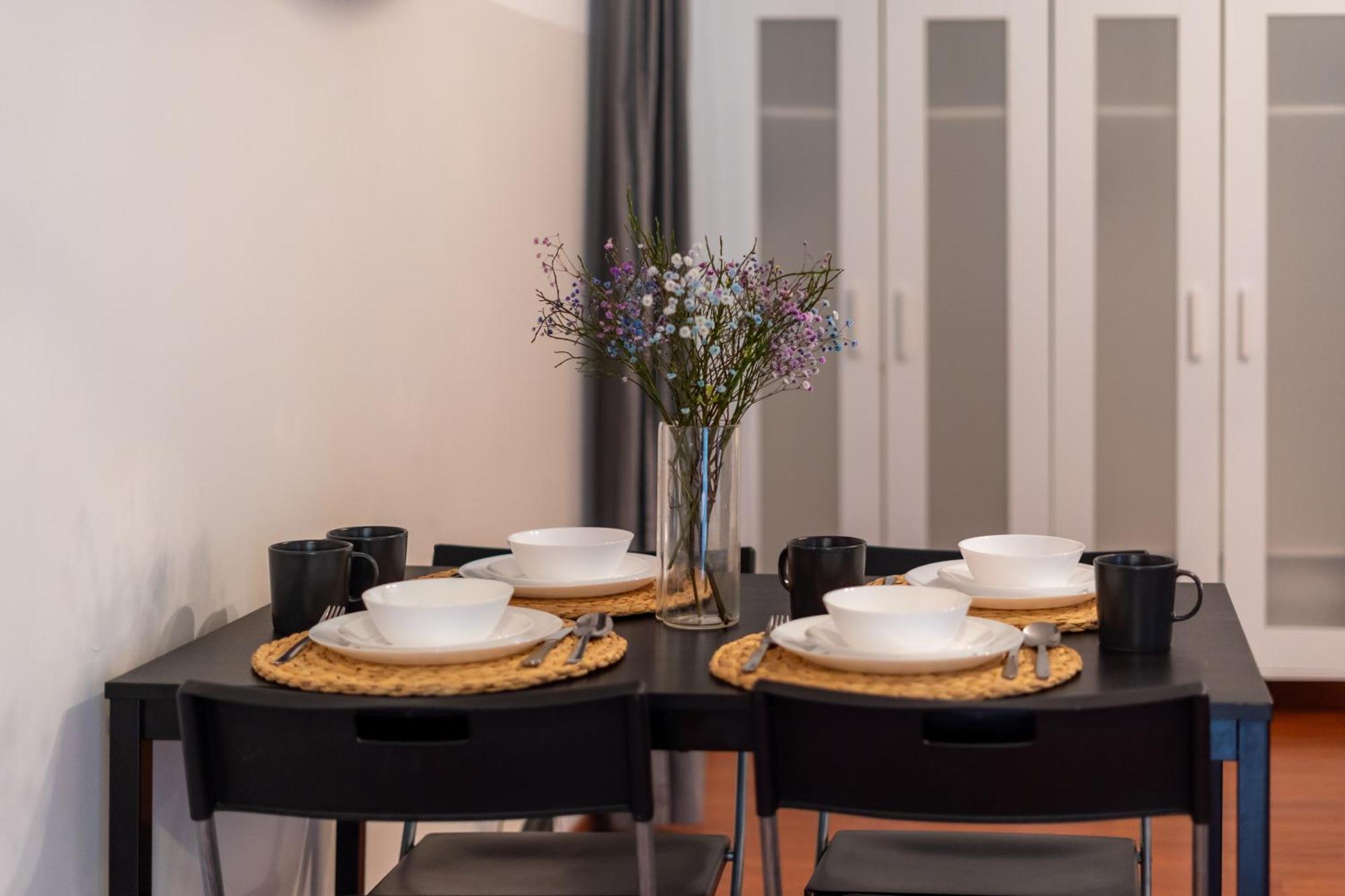 Cozy Apartment In Akacfa Street 부다페스트 외부 사진