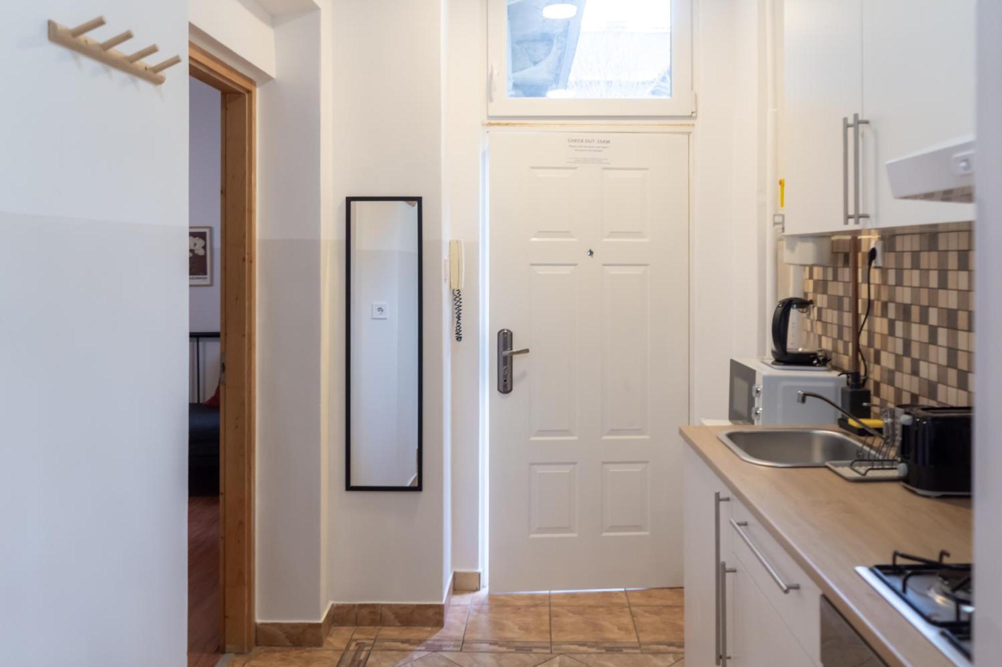 Cozy Apartment In Akacfa Street 부다페스트 외부 사진