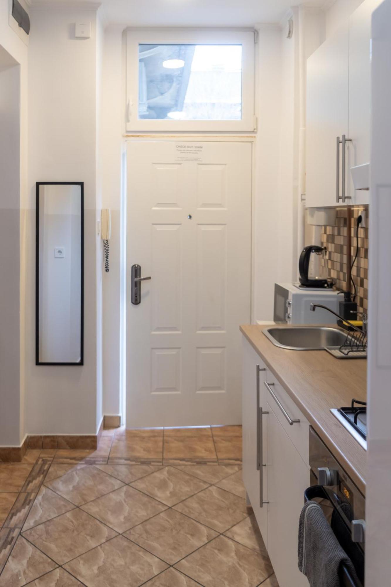 Cozy Apartment In Akacfa Street 부다페스트 외부 사진